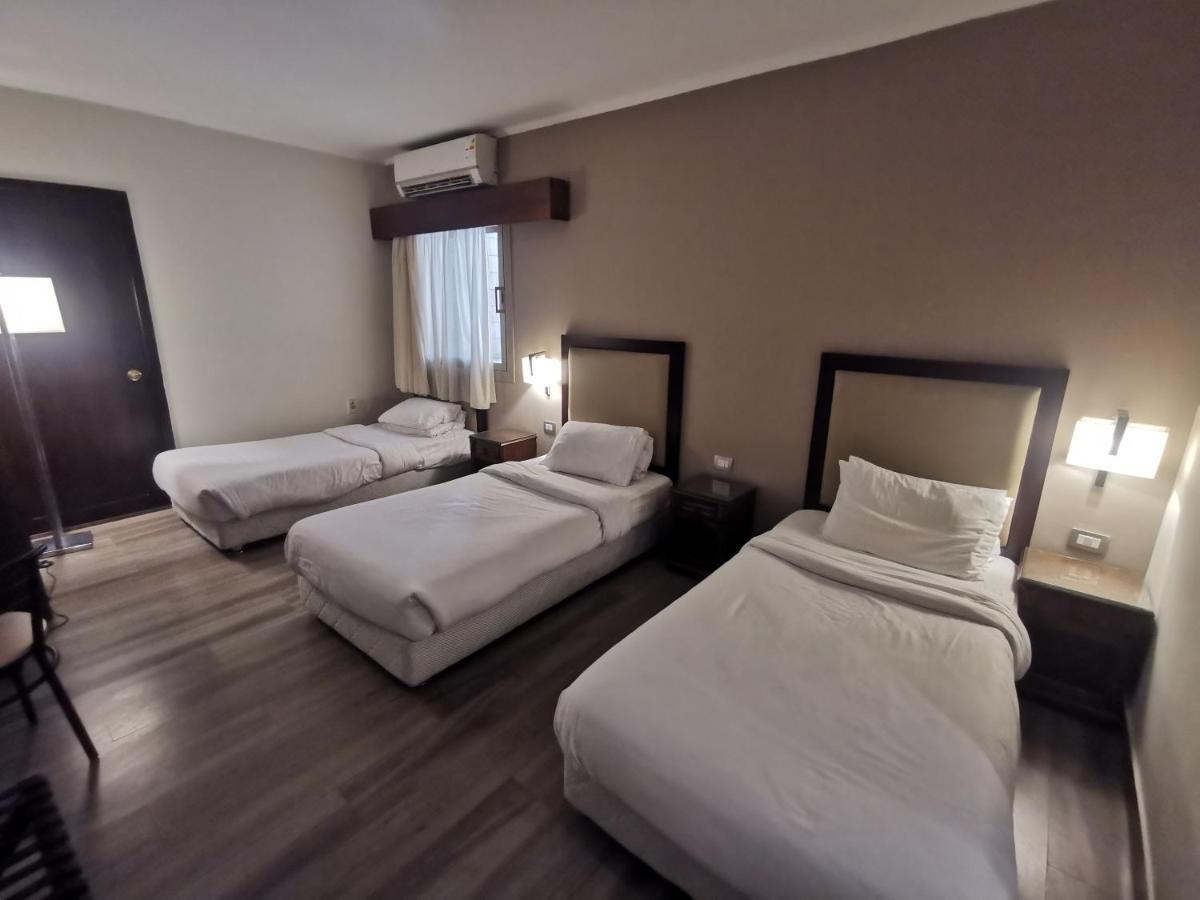 Green Plaza Inn "'Business &Families Only"' 알렉산드리아 외부 사진