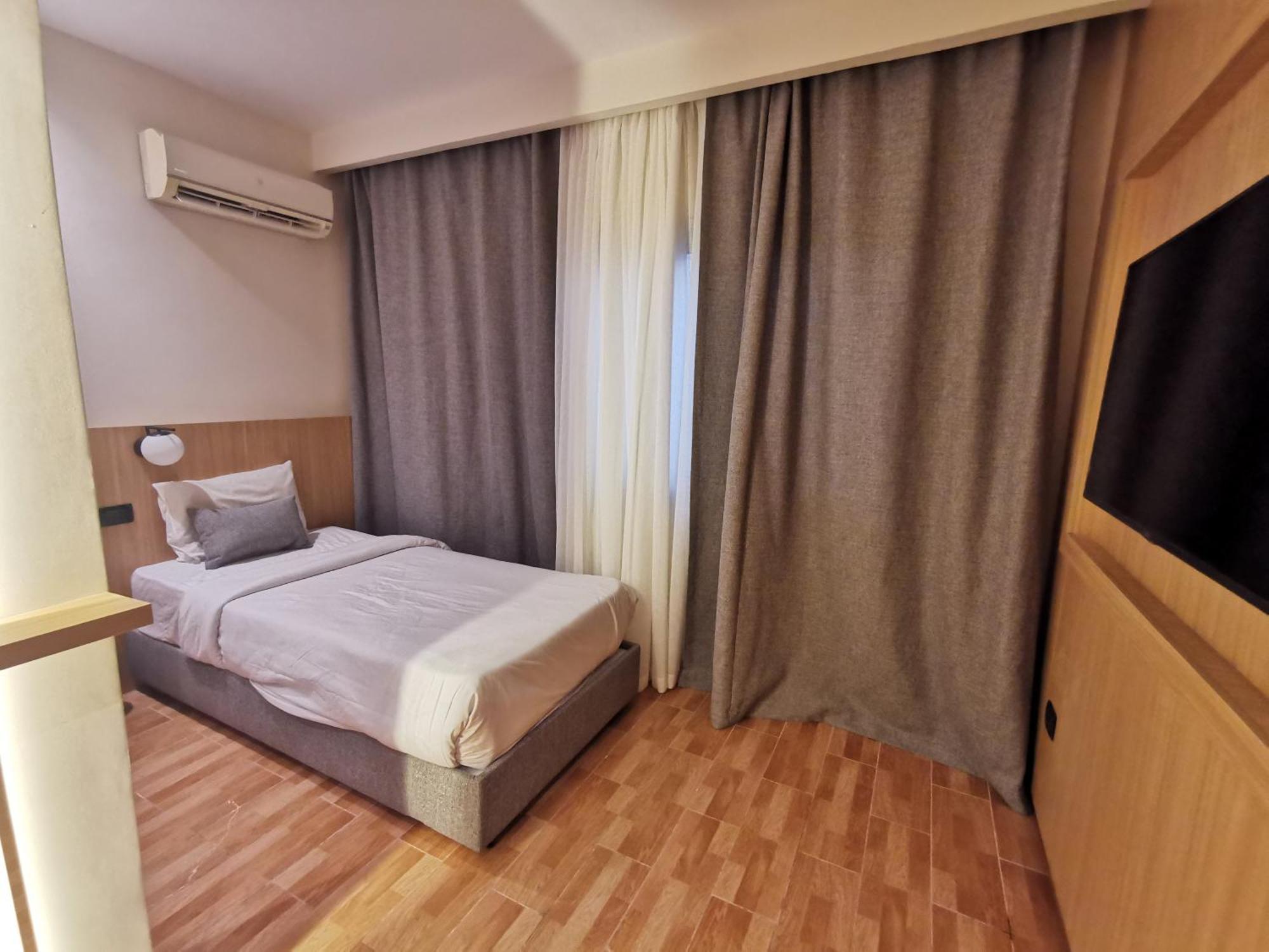 Green Plaza Inn "'Business &Families Only"' 알렉산드리아 외부 사진